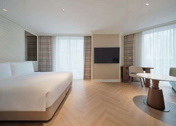 Отель Grand Josun 5*