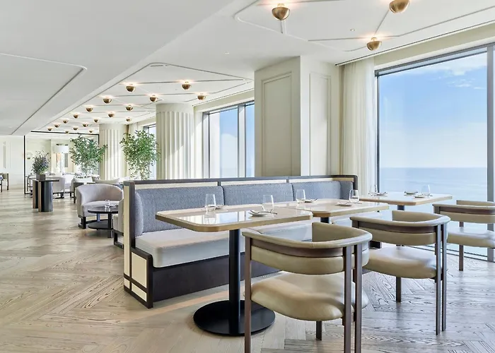Отель Grand Josun 5*
