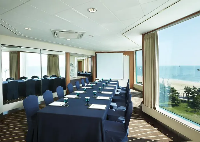 Отель Grand Josun 5*